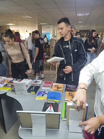 Здобувачі Економічного факультету ХДАЕУ відвідали тематичні заходи, присвячені Всеукраїнському дню бібліотек