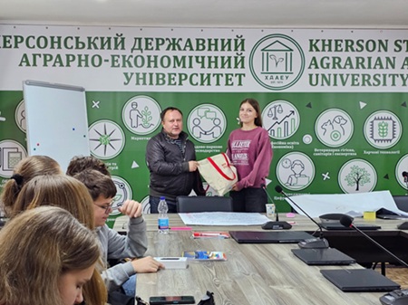 Тренінг з міжнародного гуманітарного права для студентів ХДАЕУ