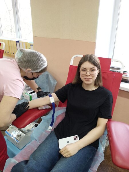 Тримаємо фронт разом: у ХДАЕУ відбулася масштабна донорська акція для допомоги захисникам