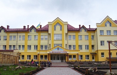 Професійне майбутнє з ХДАЕУ: зустріч із учнями Поляницького ліцею на Івано-Франківщині