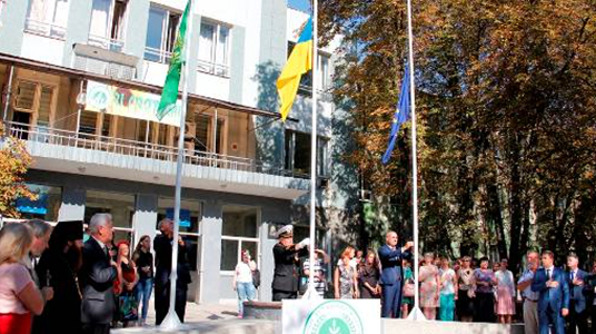 Команда ХДАЕУ “Фенікс” взяла участь у “студентському КВІЗІ 2025”!